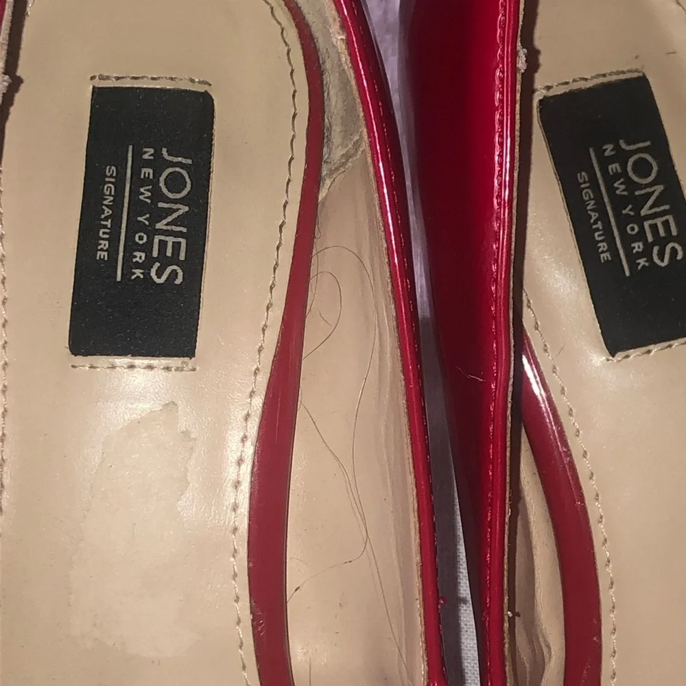 🌞 Jones New York Delly 3” pointy toed red patent leather pumps women size 6.5